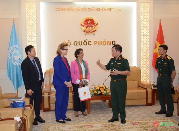 Vietnam asks for more UNDP’s support for UXO clearance, peacekeeping hinh anh 2