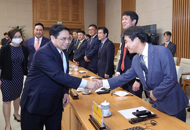 PM urges Korean businesses to boost connectivity with Vietnamese firms hinh anh 1