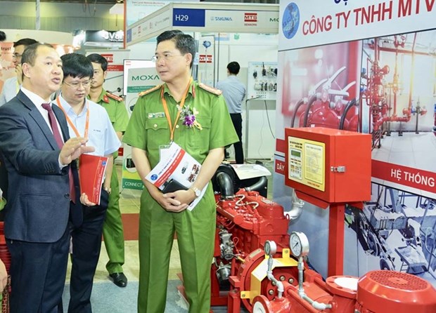 Expo on fire safety, rescue, smart building returns to HCM City hinh anh 1
