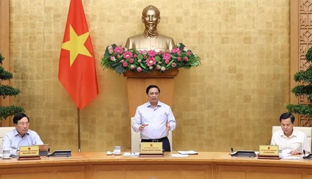 Prime Minister chairs government meeting on socio-economic situation hinh anh 1