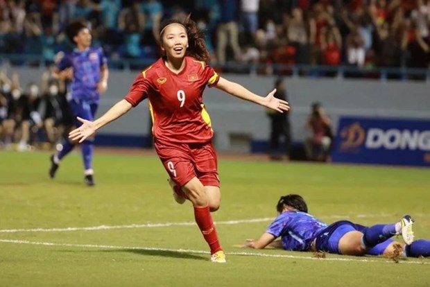 Vietnamese striker present in FIFA Women’s World Cup poster hinh anh 2