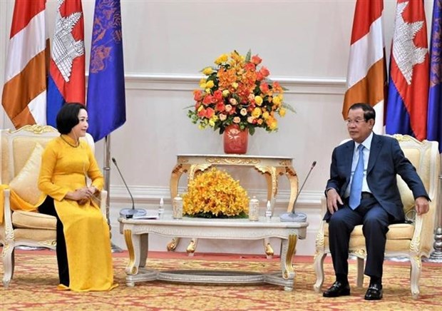 Trip beefs up Vietnam-Cambodia friendship, people-to-people exchange hinh anh 1