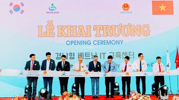 RoK helps to open smart education centre in Hai Phong city hinh anh 1