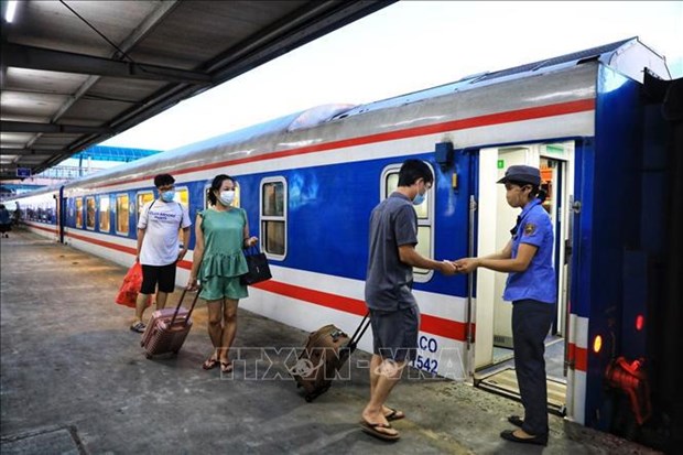 More trains to be added on Hanoi – Lao Cai rail route hinh anh 1