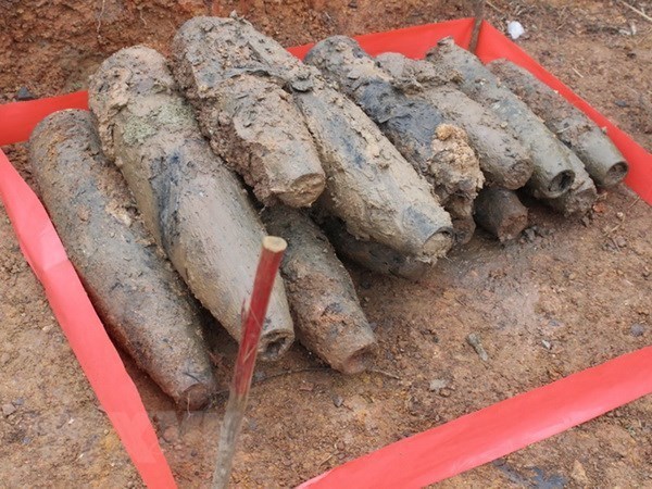 Quang Tri: 144 unexploded ordnances safely handled hinh anh 1