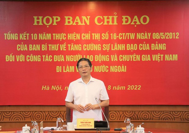 Conference reviews Party leadership on sending workers abroad hinh anh 1