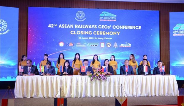 42nd ASEAN Railways CEOs’ Conference concludes in Da Nang hinh anh 1
