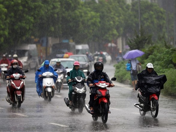 Northern region experiences torrential rains from August 25 hinh anh 2