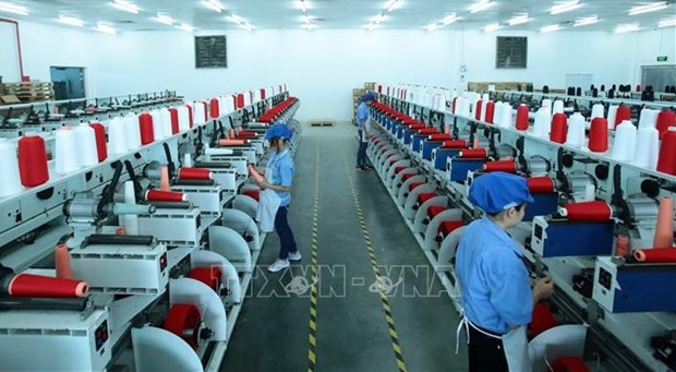 Vietnam attracts nearly 16.8 bln USD in FDI in eight months hinh anh 2