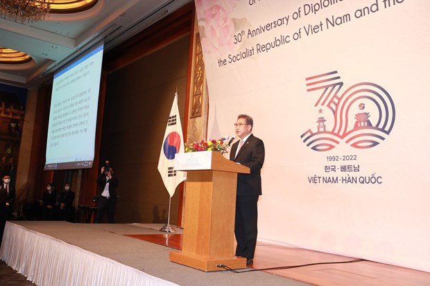 Vietnam plays important role in ASEAN-RoK relations: FM Park Jin hinh anh 1