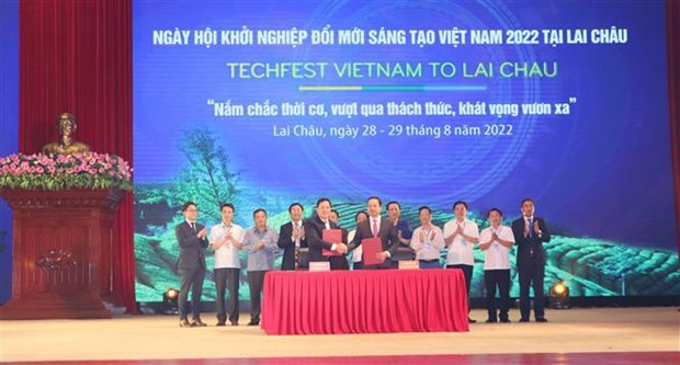 Techfest Vietnam 2022 opens in Lai Chau hinh anh 2