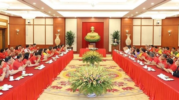 Party leader meets delegates to Red Cross Society's national congress hinh anh 1