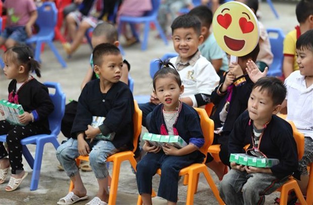 National fund receives healthcare, education donations for needy children hinh anh 1