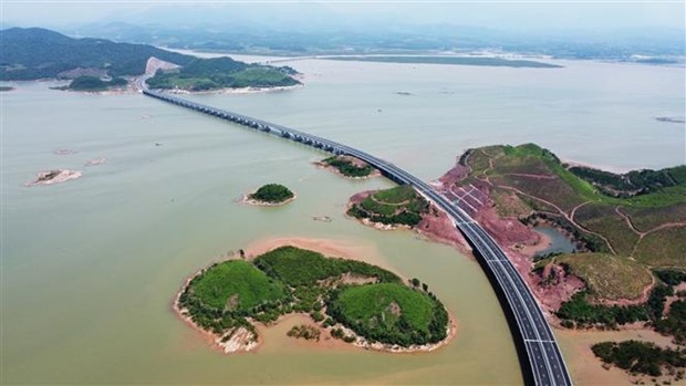New expressway put into use in Quang Ninh province hinh anh 3