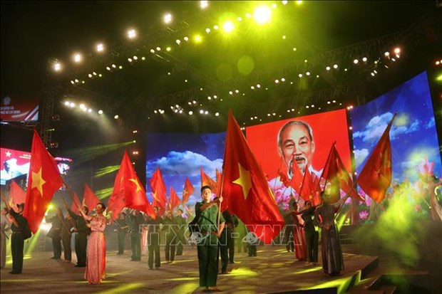 Various activities held to celebrate National Day in HCM City, Yen Bai province hinh anh 2