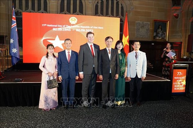 National Day celebrated in Canada, Australia hinh anh 2
