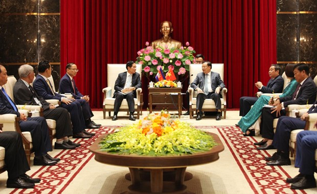 Hanoi, Phnom Penh work to solidify comprehensive cooperation hinh anh 1