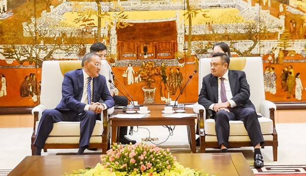 Hanoi to boost collaboration with Kazakh localities hinh anh 1
