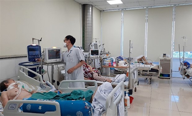 Public urged to remain cautious against COVID amid rises in infections, hospitalisations hinh anh 1