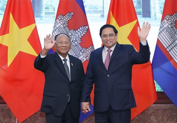 PM Pham Minh Chinh meets Cambodian NA President in Hanoi hinh anh 1