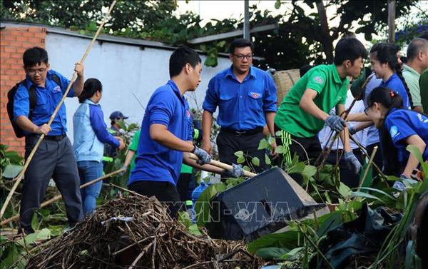 Vietnam takes actions to make world cleaner hinh anh 2