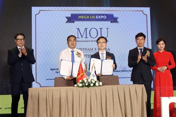 Mega Us Expo 2022 promotes Vietnam, RoK partnership in innovation, startup hinh anh 2
