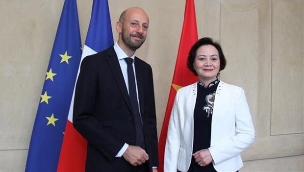 Vietnam, France reinforce ties in civil service hinh anh 1