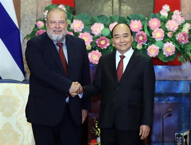 Vietnam always stands united with Cuba: President Nguyen Xuan Phuc hinh anh 1