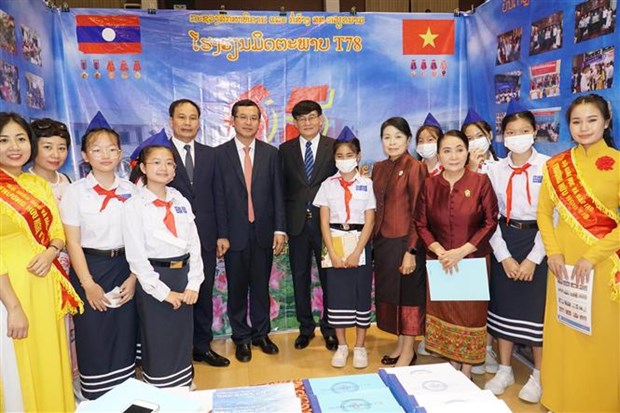 Việt Nam và Lào tăng cường hợp tác giáo dục hinh anh 1