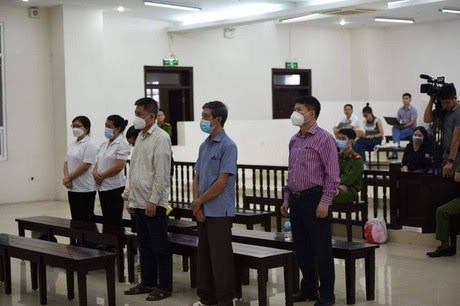 Former deputy health minister has sentence reduced hinh anh 1