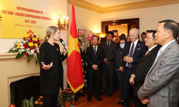Vietnam, Canada eye stronger comprehensive partnership hinh anh 1