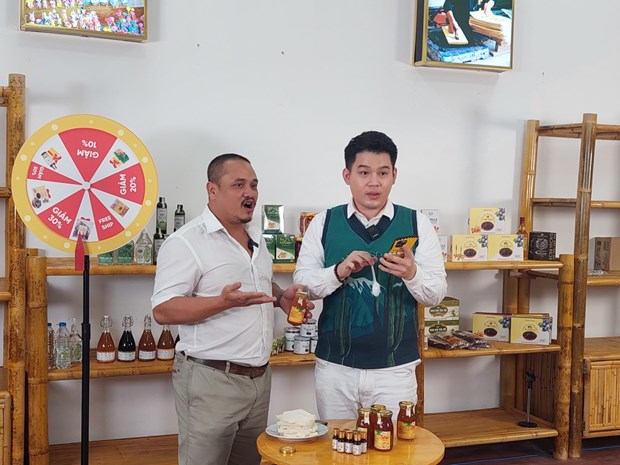 TikTok-based livestream programme to promote OCOP products launched in Hanoi hinh anh 1