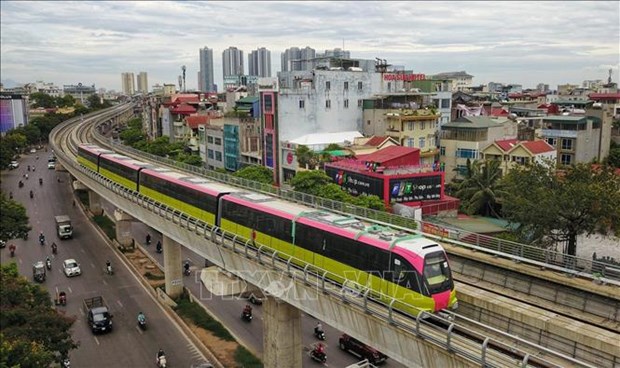 Hanoi begins study on urban railway route No.6 hinh anh 1