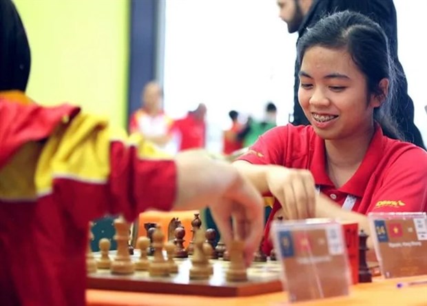 Vietnamese chess masters shine at Asian youth championships hinh anh 1