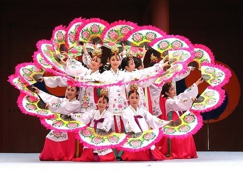 K-Concert launches Vietnam-RoK cultural exchange hinh anh 1