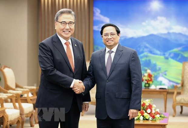 Prime Minister welcomes Foreign Minister of Republic of Korea hinh anh 1