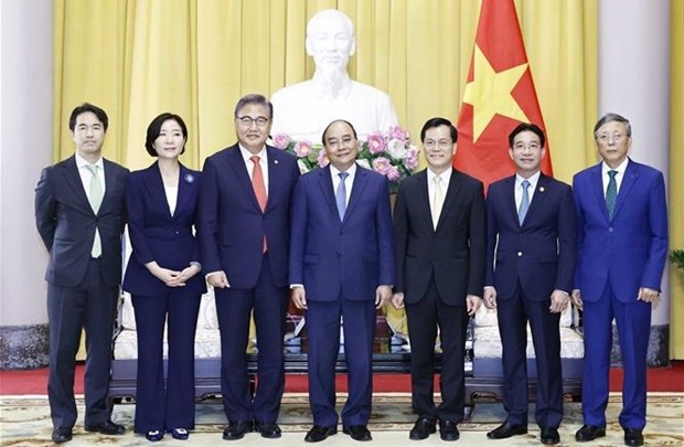 President Nguyen Xuan Phuc calls for more ODA from RoK hinh anh 1