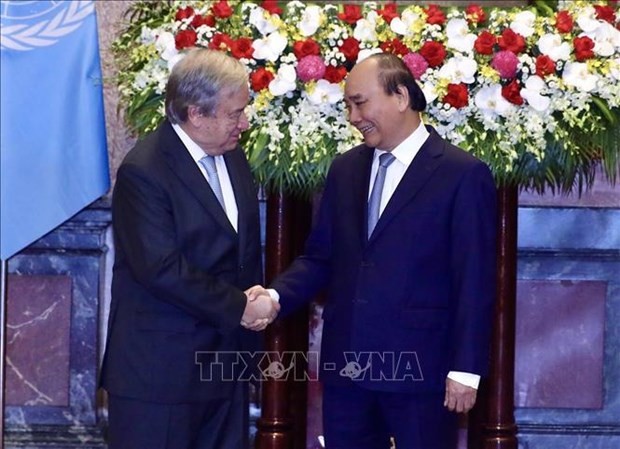 President presides over welcome ceremony for UN Secretary-General hinh anh 2