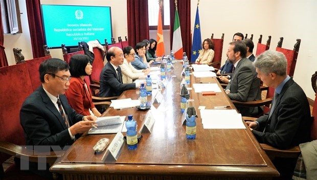 Vietnam, Italy boost judicial and legal cooperation hinh anh 1
