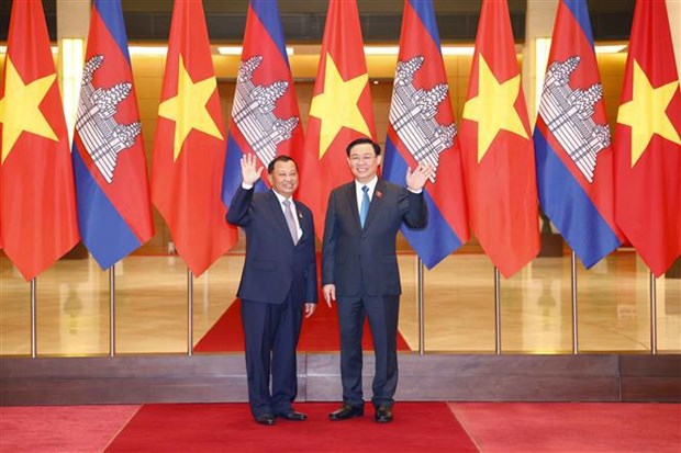 NA Chairman holds talks with Cambodian Senate President hinh anh 1