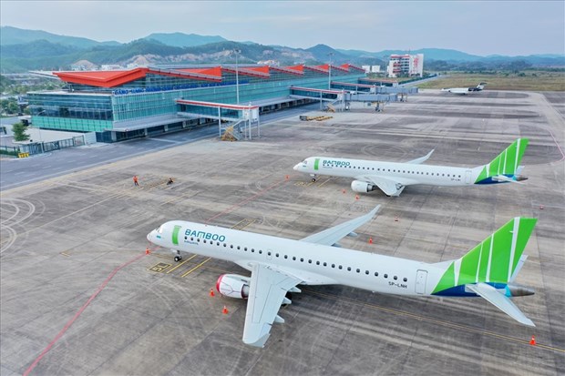 Air routes considered to connect Quang Ninh with East Asian destinations hinh anh 1