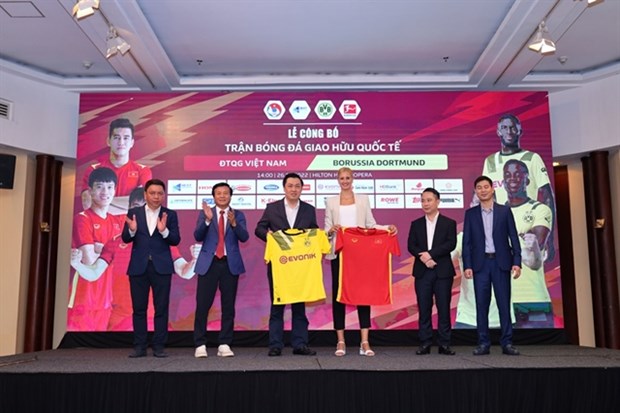 Borussia Dortmund to play Vietnam in Hanoi next month hinh anh 1