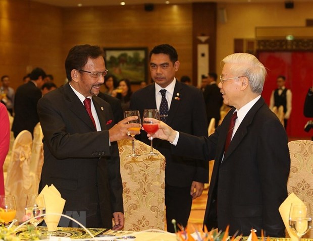 Vietnam, Brunei forge cooperation across spheres hinh anh 1