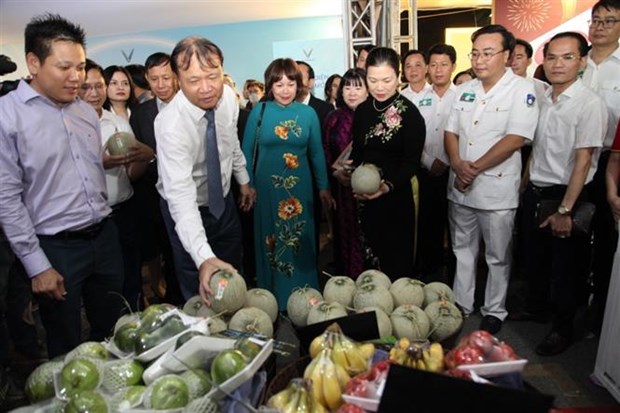 More efforts to be made for larger coverage of Vietnamese products hinh anh 1