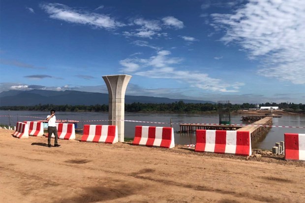 Official foundation stone laid for 5th Thailand-Lao Friendship Bridge hinh anh 1