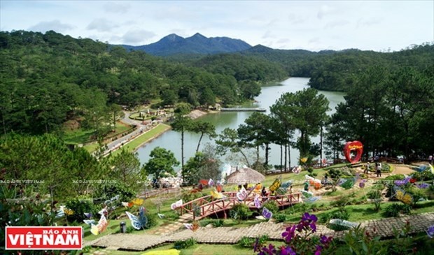Vietnam named among the best destinations for honeymooners hinh anh 1