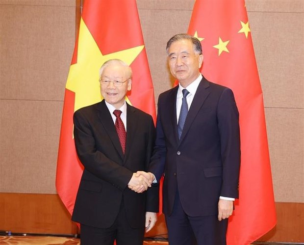 Party leader’s visit receives China’s intensive media coverage hinh anh 2