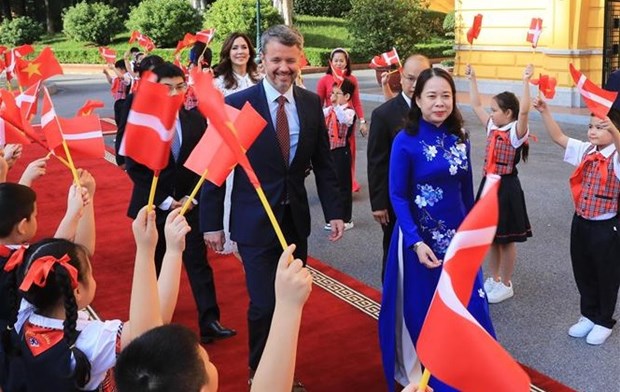 Danish Crown Prince wraps up successful visit to Vietnam hinh anh 1