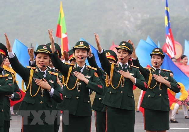 30th ASEAN Armies Rifle Meet opens in Hanoi hinh anh 2