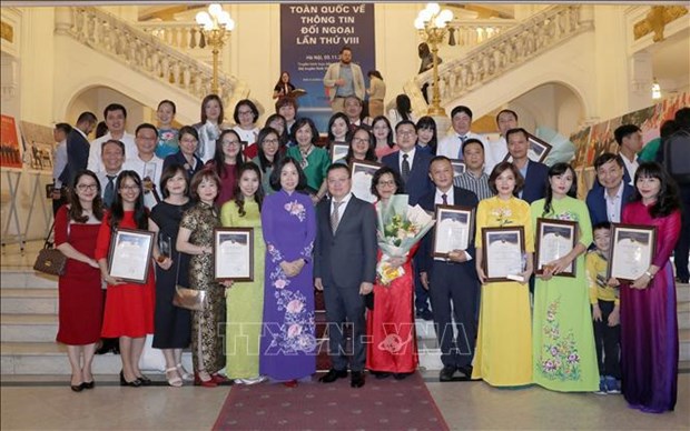 Vietnam News Agency wins 20 prizes at 8th National External Information Service Awards hinh anh 3